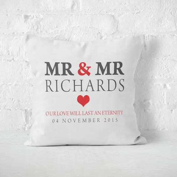 personalised engagement gifts